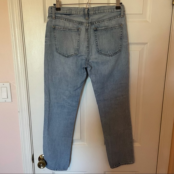 Gap Relaxed Boyfriend Jeans - Picture 6 of 6